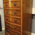 765 2204 CHEST OF DRAWERS